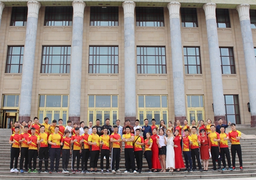 副会长萧文亭企业单位旗下千禧园健身在人民大会堂举行周年庆典